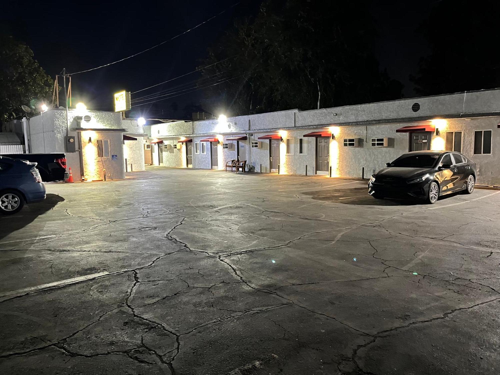 Griffith Park Motel, In Los Angeles Hollywood Area Glendale Exterior photo
